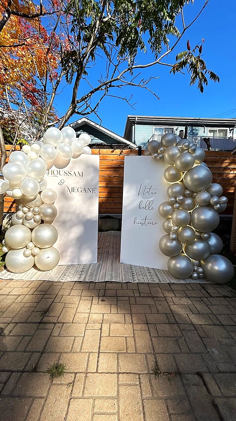 Outdoor balloon arch for a wedding